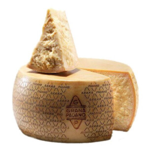Сыр Auricchio Grana Padano 16 месяцев 50%, кг                    